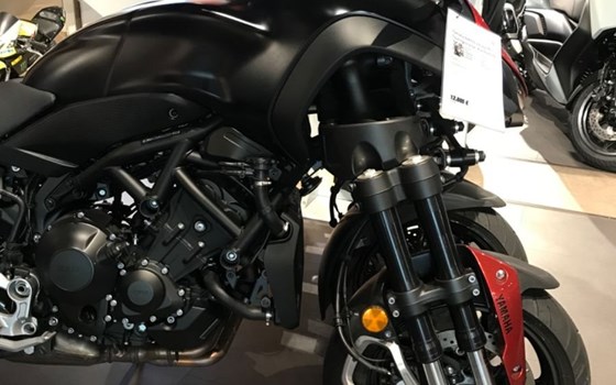 Gebrauchtmotorrad Yamaha Niken - Bild 2