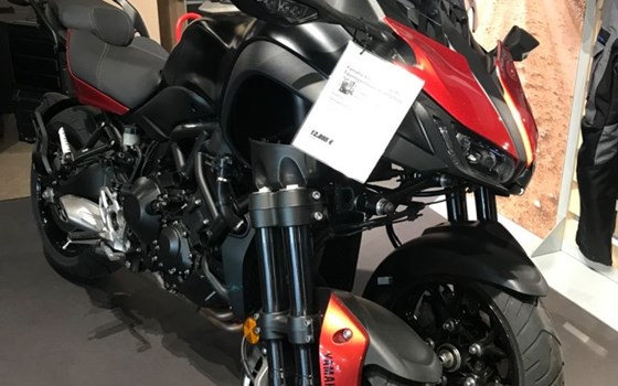 Gebrauchtmotorrad Yamaha Niken - Bild 4