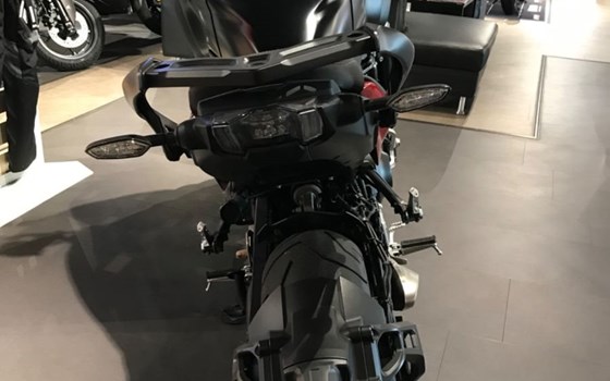 Gebrauchtmotorrad Yamaha Niken - Bild 7