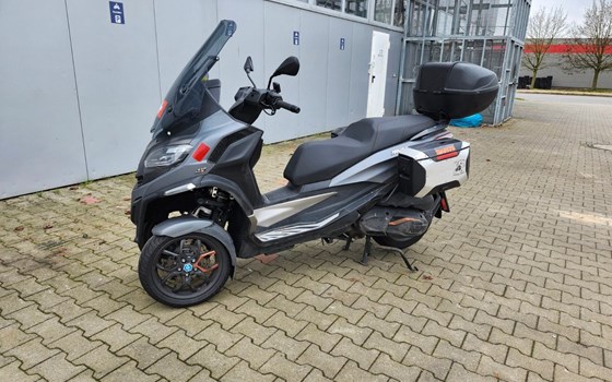 Gebrauchtmotorrad Piaggio MP3 530 HPE Exclusive - Bild 1
