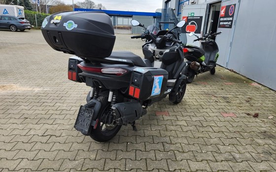 Gebrauchtmotorrad Piaggio MP3 530 HPE Exclusive - Bild 3