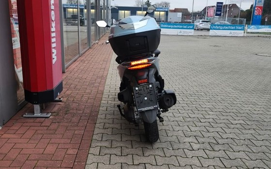 Gebrauchtmotorrad Honda SH350i - Bild 3