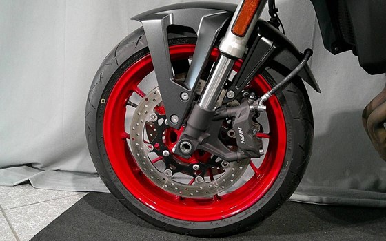 Gebrauchtmotorrad Suzuki GSX-8S - Bild 10