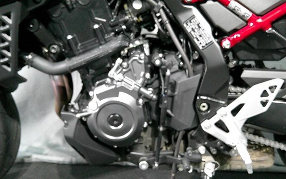Gebrauchtmotorrad Suzuki GSX-8S - Bild 11