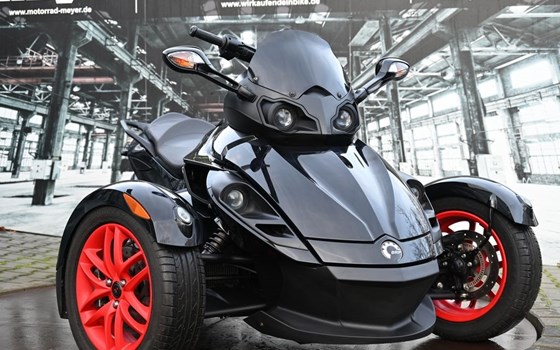 Gebrauchtmotorrad Can-Am Spyder RS - Bild 4