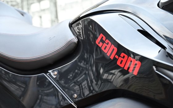 Gebrauchtmotorrad Can-Am Spyder RS - Bild 7