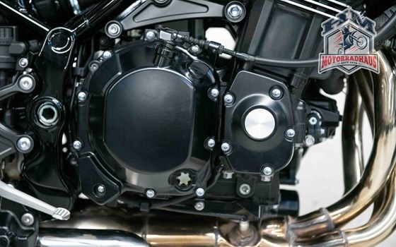 Gebrauchtmotorrad Kawasaki Z900 RS - Bild 9