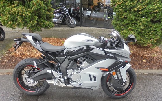 Neufahrzeug CFMOTO 675SR-R - Bild 2