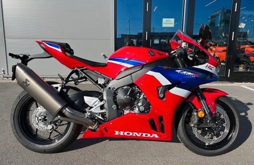 Neumotorrad Honda CBR1000RR-R Fireblade