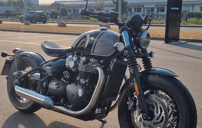 Triumph Bonneville Bobber