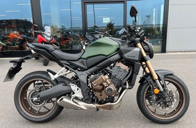 Honda CB650R E-Clutch