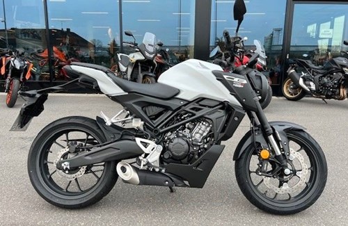 Gebrauchtmotorrad Honda CB125R