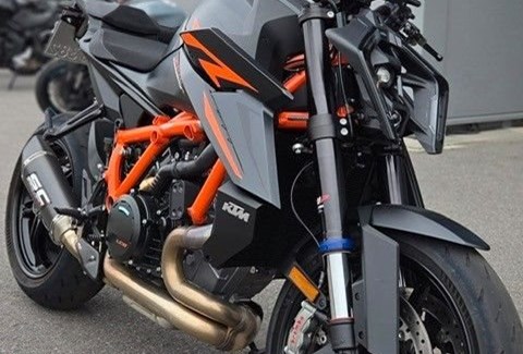 Gebrauchtmotorrad KTM 1390 Super Duke R EVO