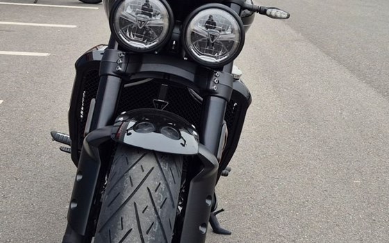 Gebrauchtmotorrad Triumph Rocket 3 Storm R - Bild 3