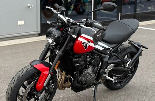 Gebrauchtmotorrad Triumph Trident 660