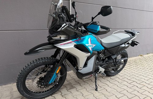 Neumotorrad CFMOTO 800MT-X