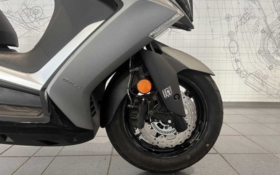 Gebrauchtmotorrad Kymco New Downtown 350i ABS - Bild 4