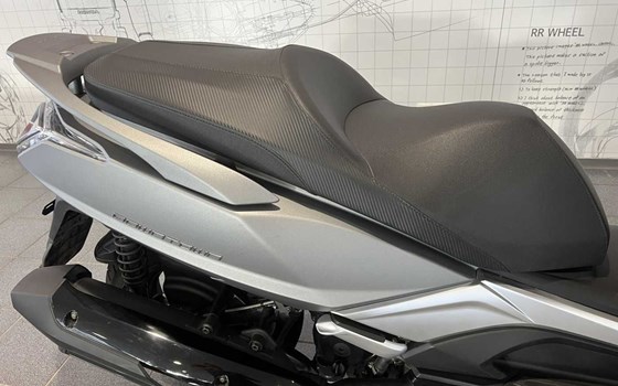 Gebrauchtmotorrad Kymco New Downtown 350i ABS - Bild 6