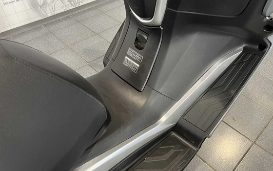 Gebrauchtmotorrad Kymco New Downtown 350i ABS - Bild 7