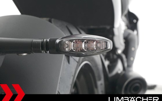 Gebrauchtmotorrad Triumph Rocket 3 Storm R - Bild 19