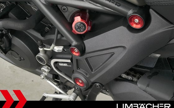 Gebrauchtmotorrad Ducati Diavel Strada - Bild 20