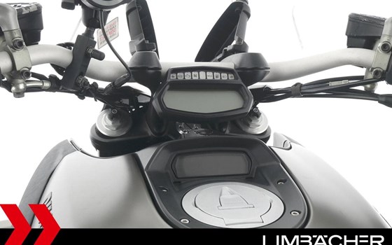 Gebrauchtmotorrad Ducati Diavel Strada - Bild 23