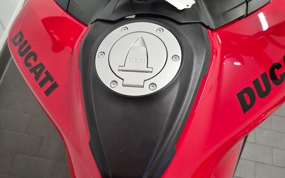 Gebrauchtmotorrad Ducati Multistrada V2 - Bild 2