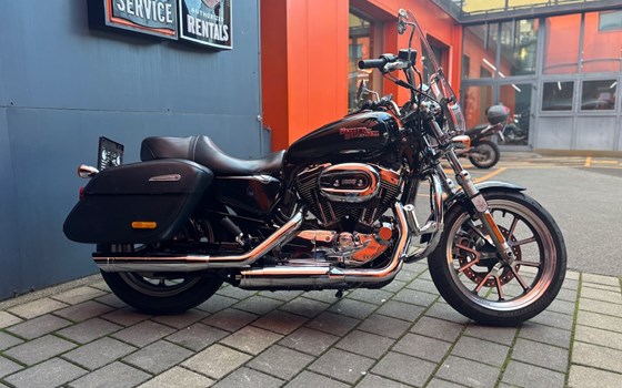 Gebrauchtmotorrad Harley-Davidson Sportster XL 1200T SuperLow - Bild 2