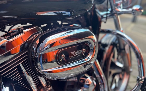 Gebrauchtmotorrad Harley-Davidson Sportster XL 1200T SuperLow - Bild 5