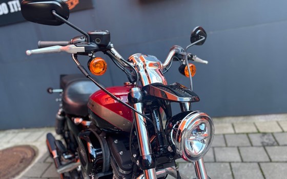 Gebrauchtmotorrad Harley-Davidson Sportster XL 1200C Custom - Bild 7