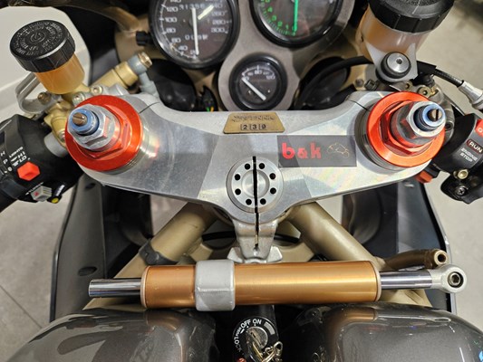 Ducati 916 Senna (grau) - Bild 6
