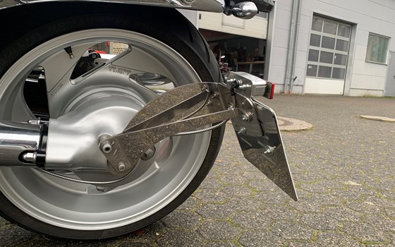 Gebrauchtmotorrad Suzuki VZR 1800 - Bild 8