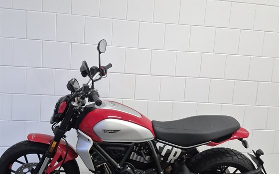 Gebrauchtmotorrad Ducati Scrambler Icon - Bild 12