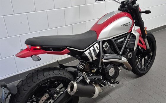 Gebrauchtmotorrad Ducati Scrambler Icon - Bild 10