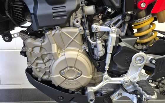 Gebrauchtmotorrad Ducati Hypermotard 698 Mono RVE - Bild 15