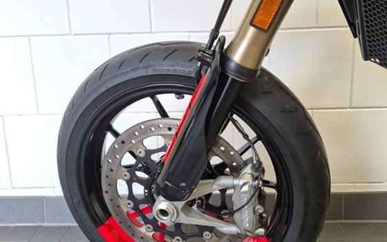 Gebrauchtmotorrad Ducati Hypermotard 698 Mono RVE - Bild 14
