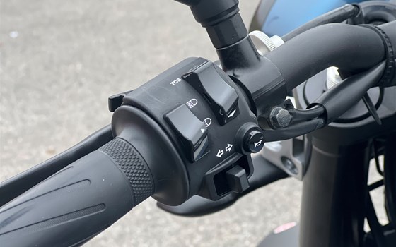 Gebrauchtmotorrad Yamaha XSR900 - Bild 5