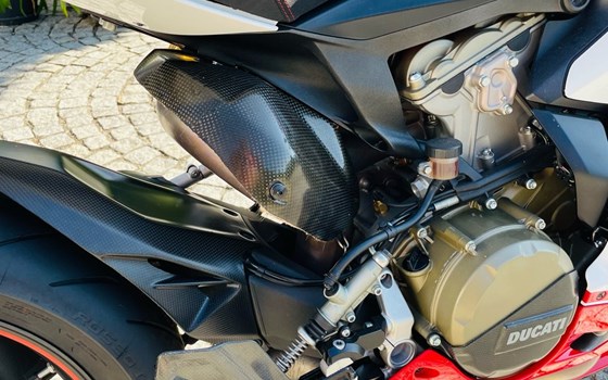 Gebrauchtmotorrad Ducati 1199 Panigale S Tricolore - Bild 6