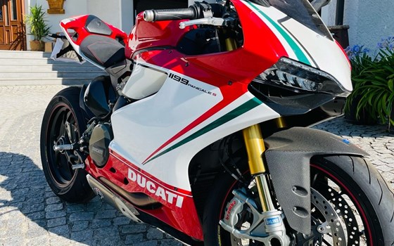 Gebrauchtmotorrad Ducati 1199 Panigale S Tricolore - Bild 1