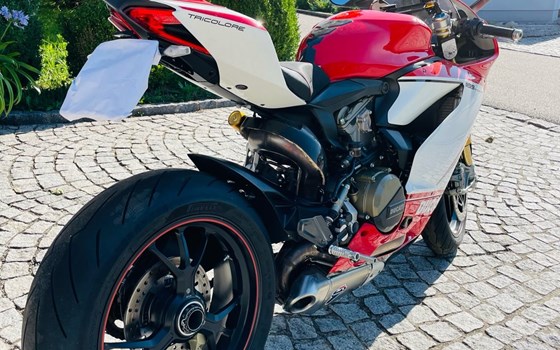 Gebrauchtmotorrad Ducati 1199 Panigale S Tricolore - Bild 3