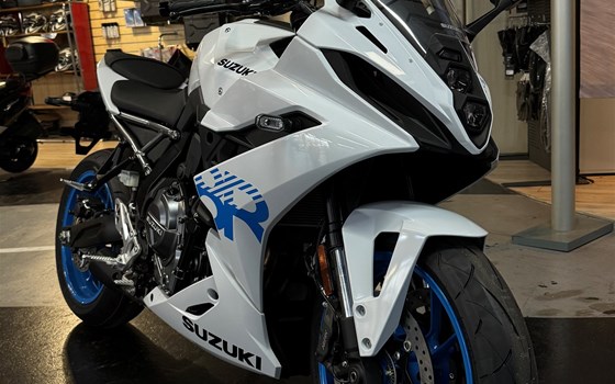 Neufahrzeug Suzuki GSX-8R - Bild 3