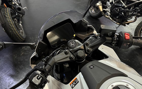 Neufahrzeug Suzuki GSX-8R - Bild 5