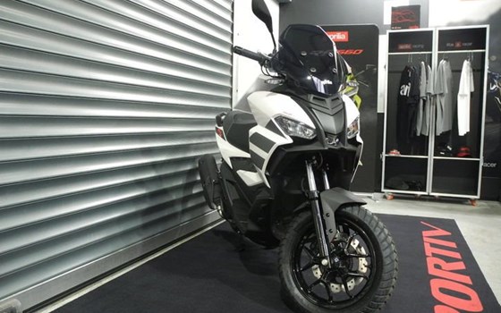 Neufahrzeug Aprilia SR GT 200 - Bild 4