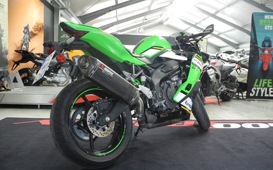 Gebrauchtmotorrad Kawasaki Ninja ZX-4RR - Bild 7