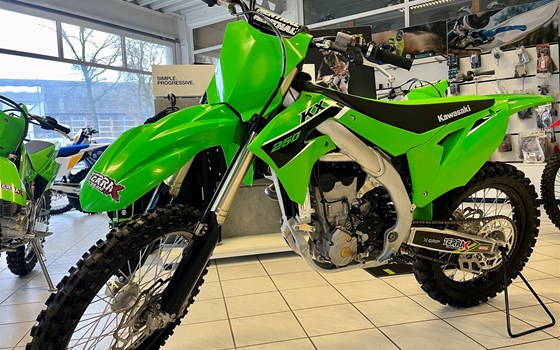 Gebrauchtmotorrad Kawasaki KX250 - Bild 1