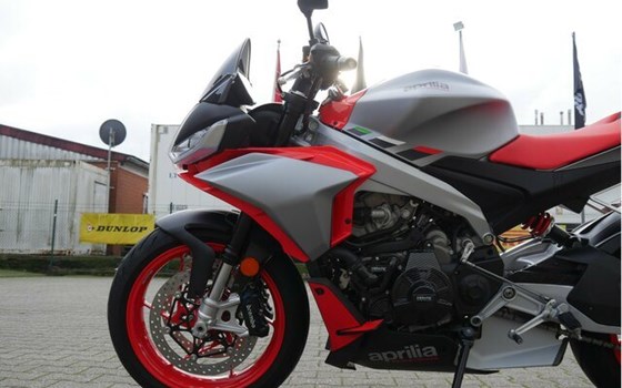Gebrauchtmotorrad Aprilia Tuono 660 - Bild 12