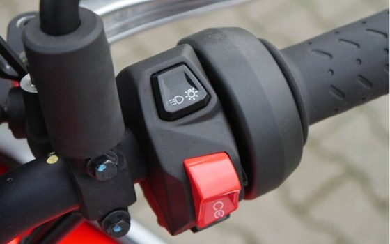 Gebrauchtmotorrad Aprilia Tuono 660 - Bild 26