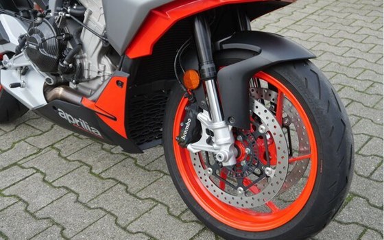 Gebrauchtmotorrad Aprilia Tuono 660 - Bild 4