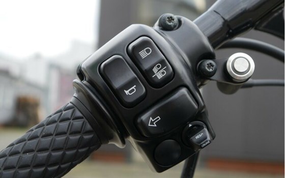 Gebrauchtmotorrad Harley-Davidson Road King Classic FLHRC - Bild 28