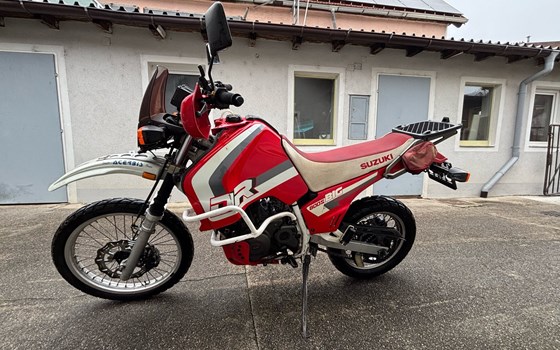 Gebrauchtmotorrad Suzuki DR 800 S - Bild 2